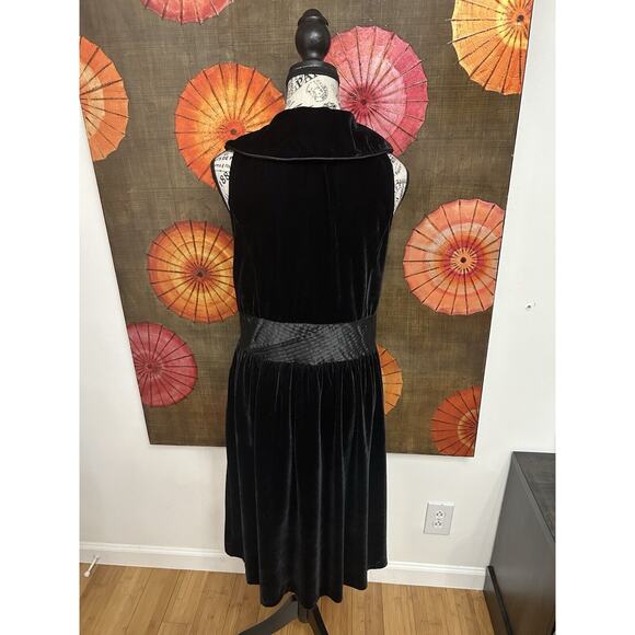 Elisabeth Hasselback For Dialogue Velvet Dress Formal Chic Minimalist Timeless S - Picture 3 of 6